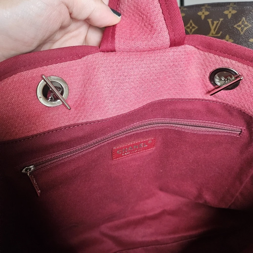 Chanel Deauville Tote Red Canvas 31 Rue Cambon - Picture 14 of 16